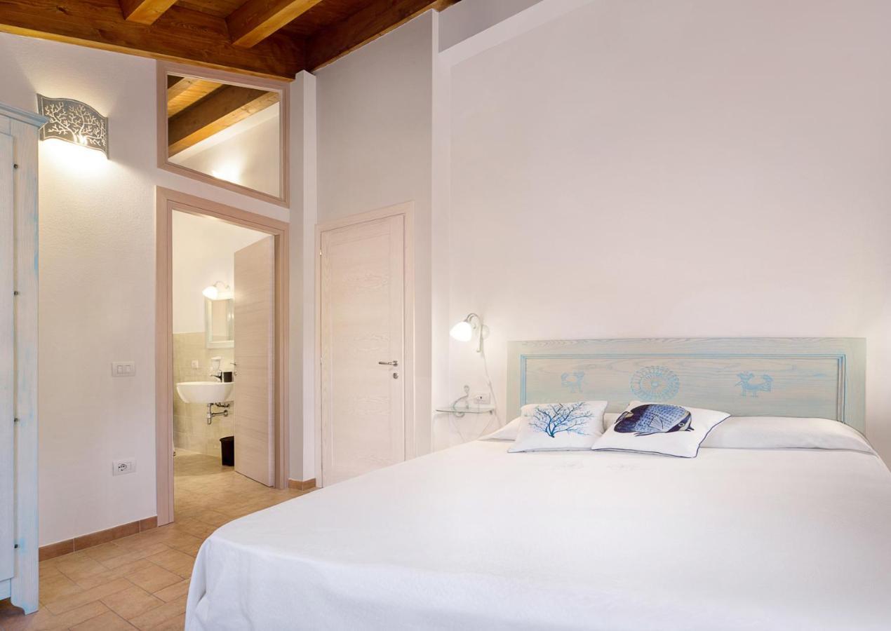 Edomat Bed & Breakfast Monserrato Dış mekan fotoğraf