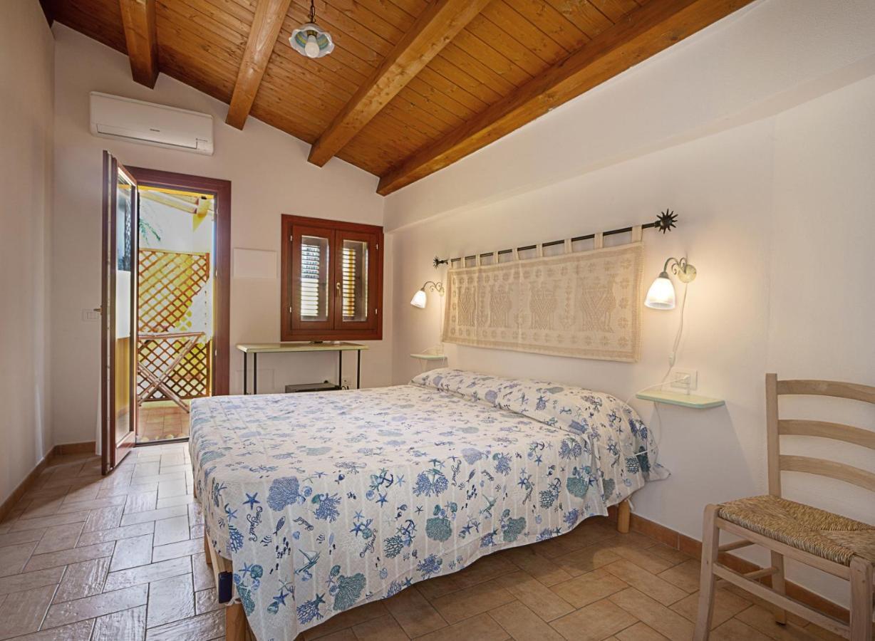 Edomat Bed & Breakfast Monserrato Dış mekan fotoğraf