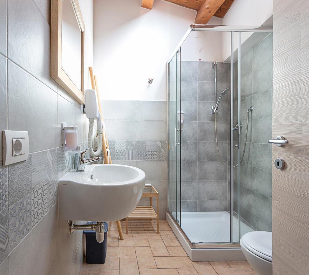 Edomat Bed & Breakfast Monserrato Dış mekan fotoğraf